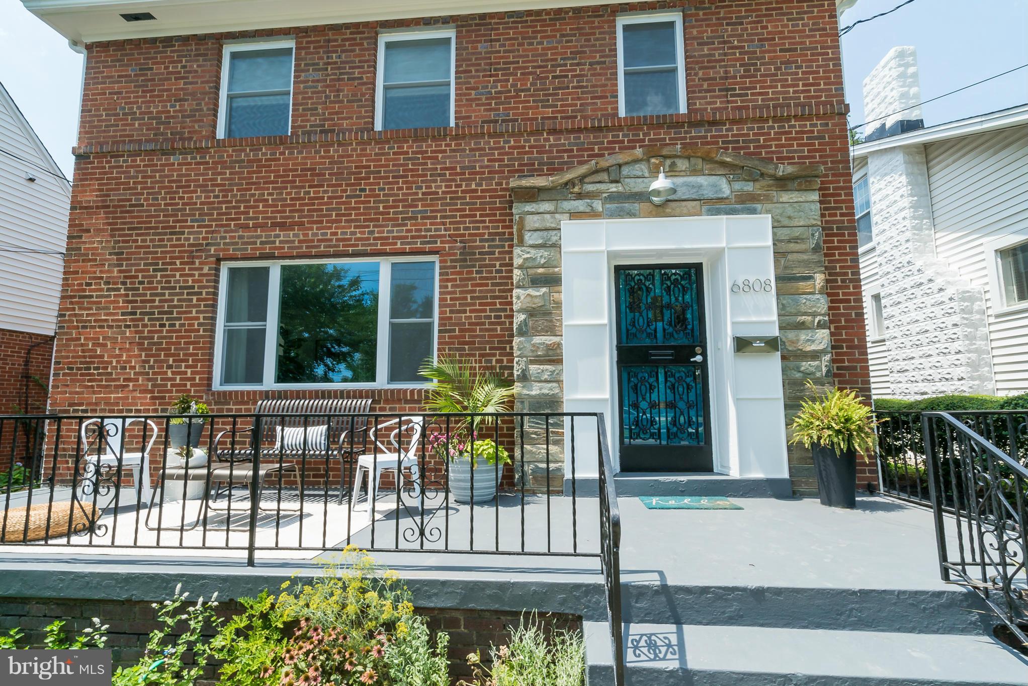 6808 Piney Branch Road Northwest Washington, DC 20012 - Photo 2 of 30 Exterior (Front)
