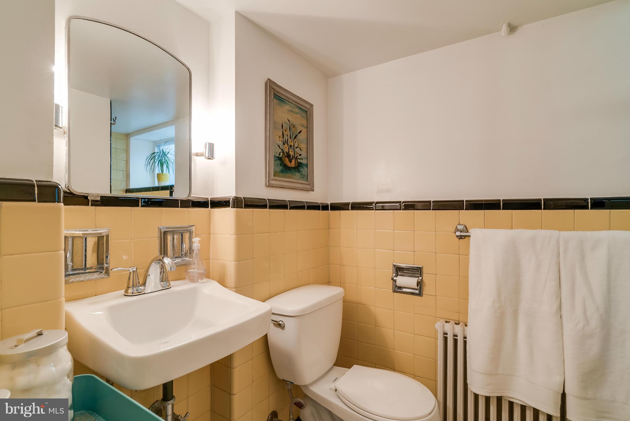 6808 Piney Branch Road Northwest Washington, DC 20012 - Photo 27 of 30 Bath