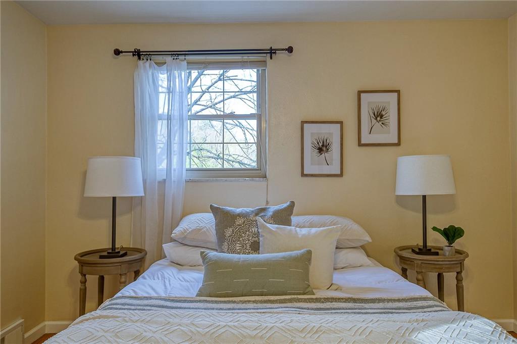 203 Gilkeson Road Pittsburgh, PA 15228 - Photo 13 of 24 Gallery Image 13