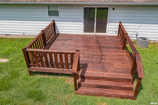 $144,500 | 518 Roddy Road, Salem, IL 62881