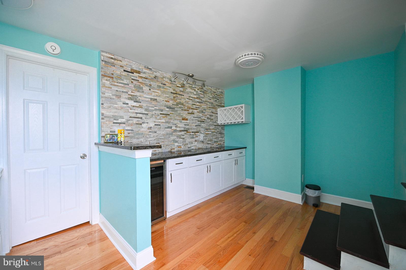 5208 Ridge Avenue Philadelphia, PA 19128 - Photo 16 of 24 Master Bedroom wet bar