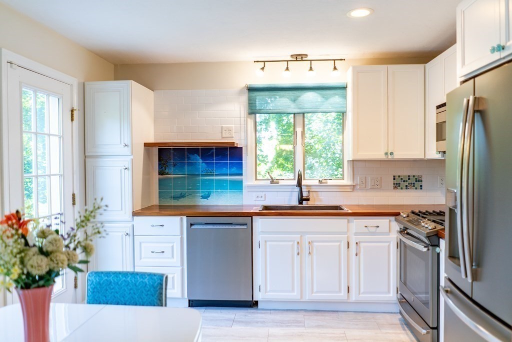 185 Beaver Dam Road, Unit 185 Scituate, MA 02066 - Photo 3 of 27 Gallery Image 3