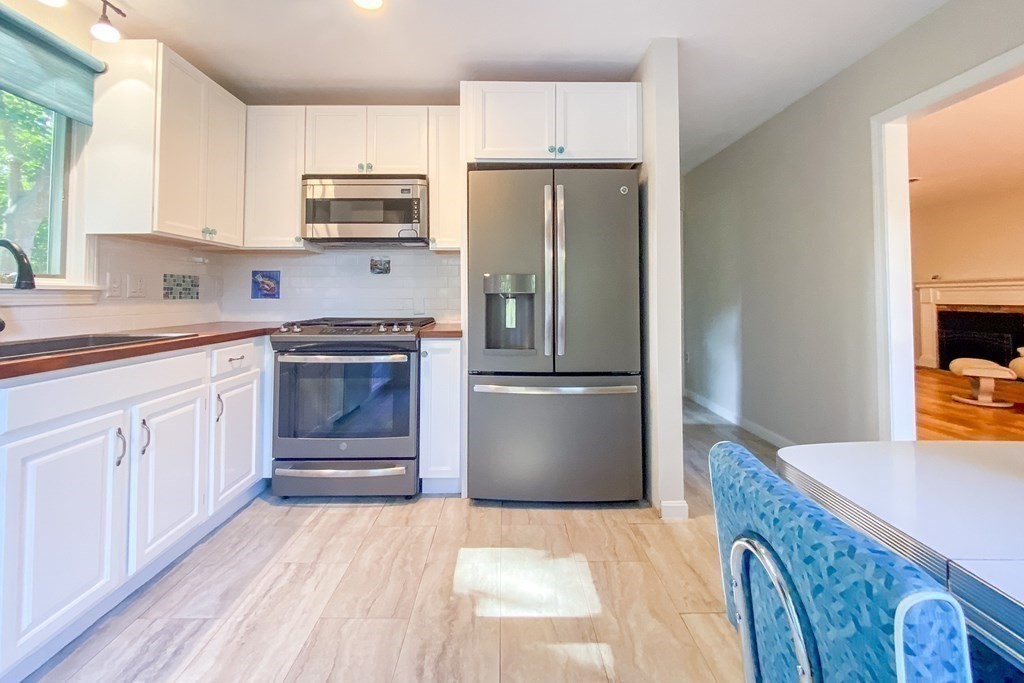 185 Beaver Dam Road, Unit 185 Scituate, MA 02066 - Photo 6 of 27 Gallery Image 6