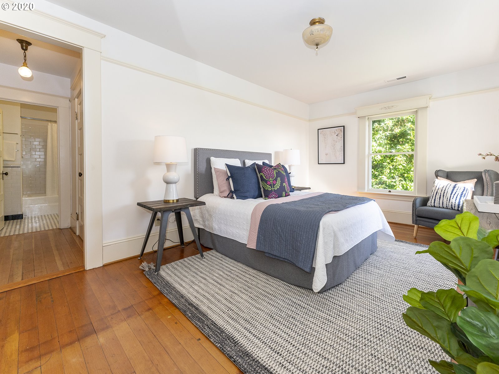 4131 Southwest Condor Avenue Portland, OR 97239 - Photo 18 of 32 Gallery Image 18