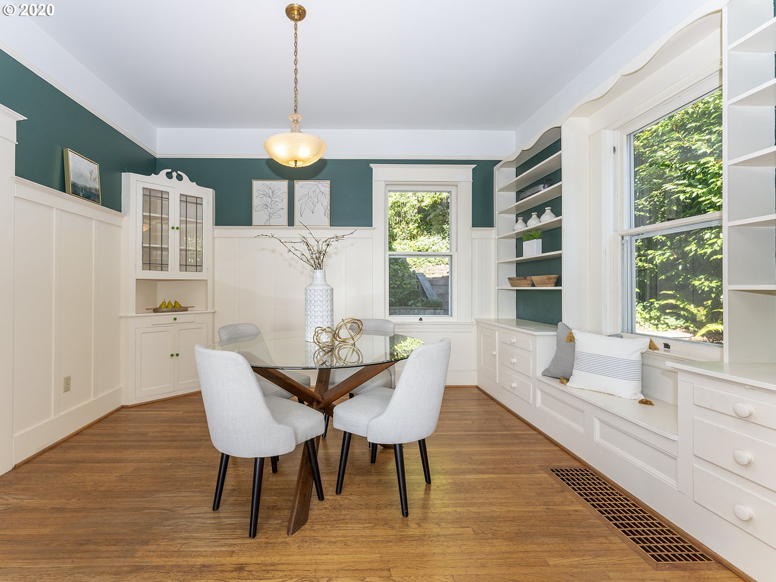 4131 Southwest Condor Avenue Portland, OR 97239 - Photo 10 of 32 Gallery Image 10