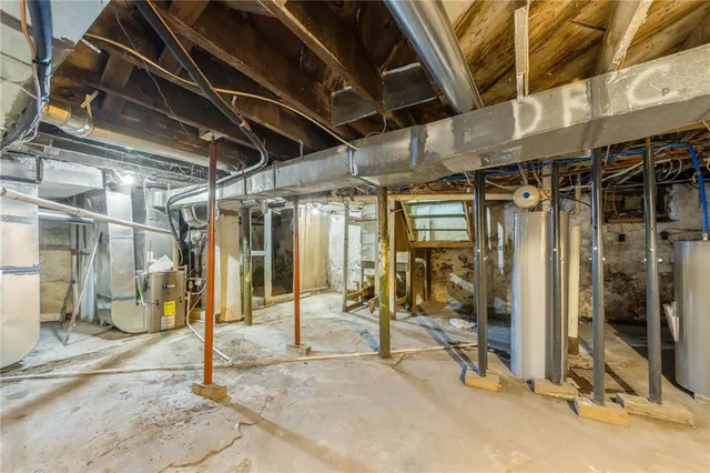 $199,000 | 915 Benton Boulevard, Kansas City, MO 64127