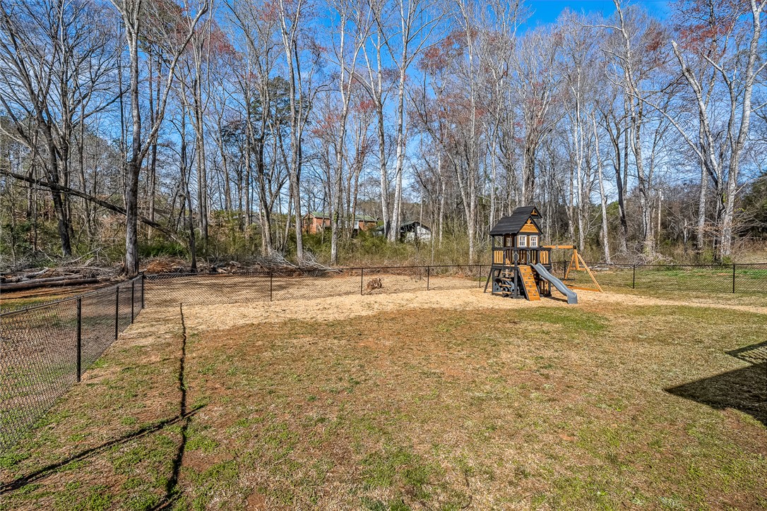126 Poplar Ridge Drive Westminster, SC 29693 - Photo 32 of 35