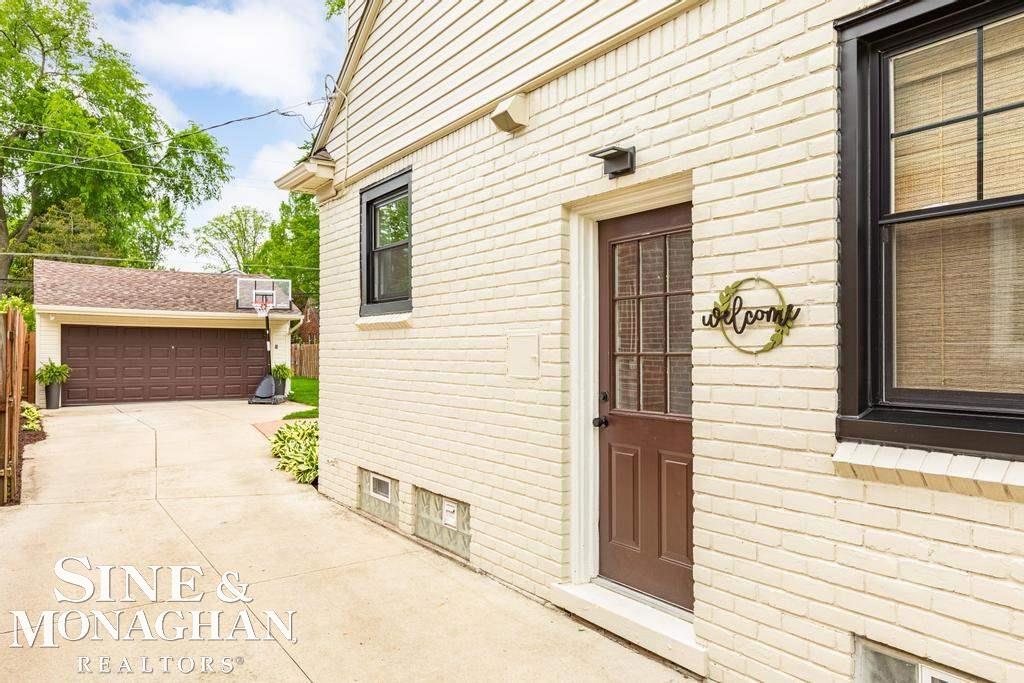 1458 Hampton Road Grosse Pointe, MI 48236 - Photo 27 of 28