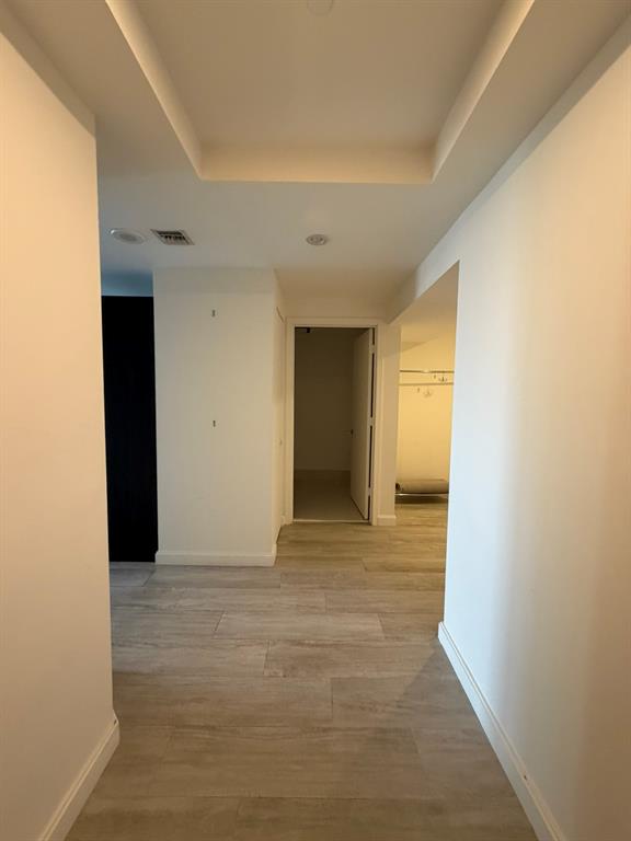 45 Southwest 9th Street, Unit 3110 Miami, FL 33130 - Photo 7 of 19 a view of an empty room