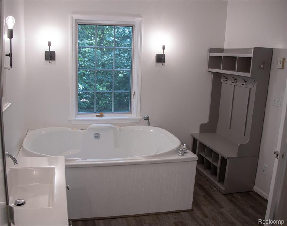 3536 East Allen Road Howell, MI 48855 - Photo 11 of 25