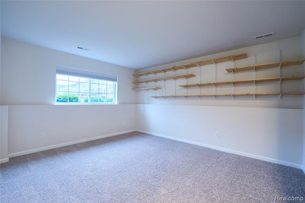 49701 Lantern Way Canton, MI 48188 - Photo 19 of 27