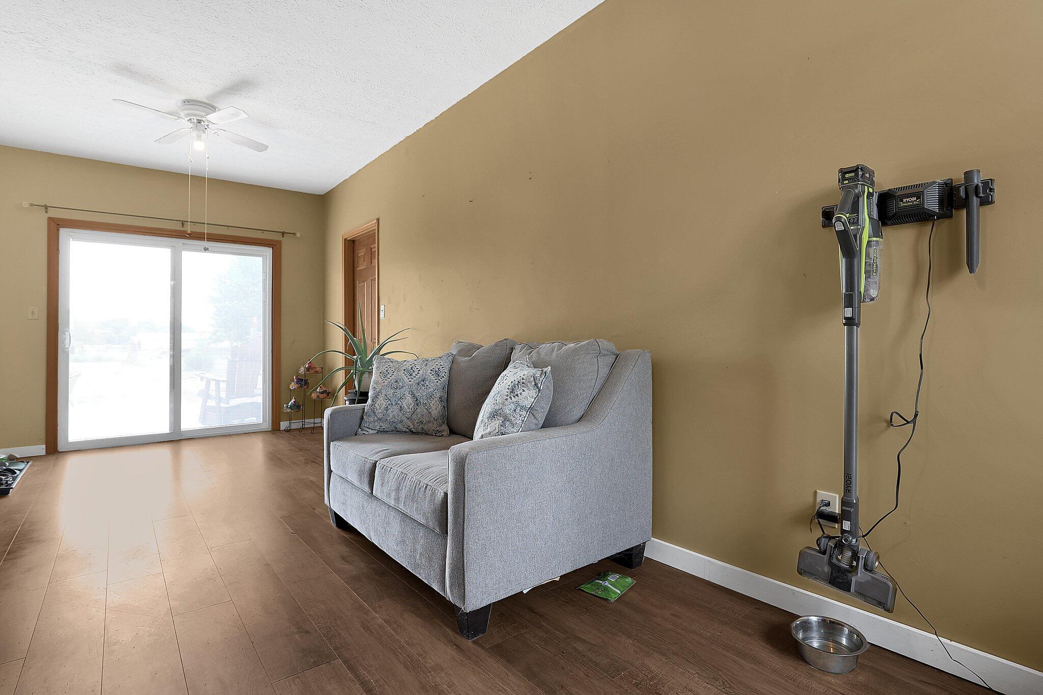 20697 Greist Road Stoutsville, OH 43154 - Photo 12 of 32 12-web-or-mls-20697-greist-rd