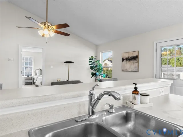 $284,900 | 704 South Ivy Avenue, Henrico, VA 23075