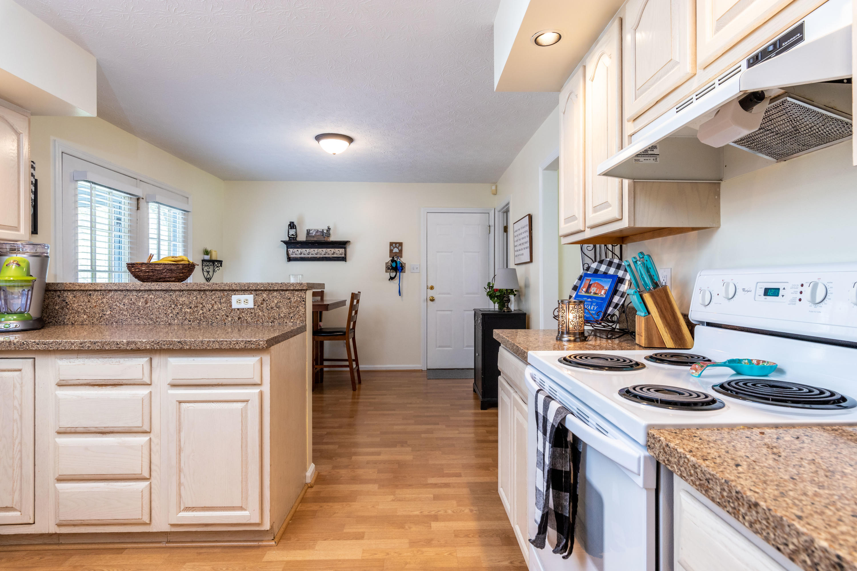 101 Naples Lane Oak Ridge, TN 37830 - Photo 12 of 37 Eat In Kitchen #1