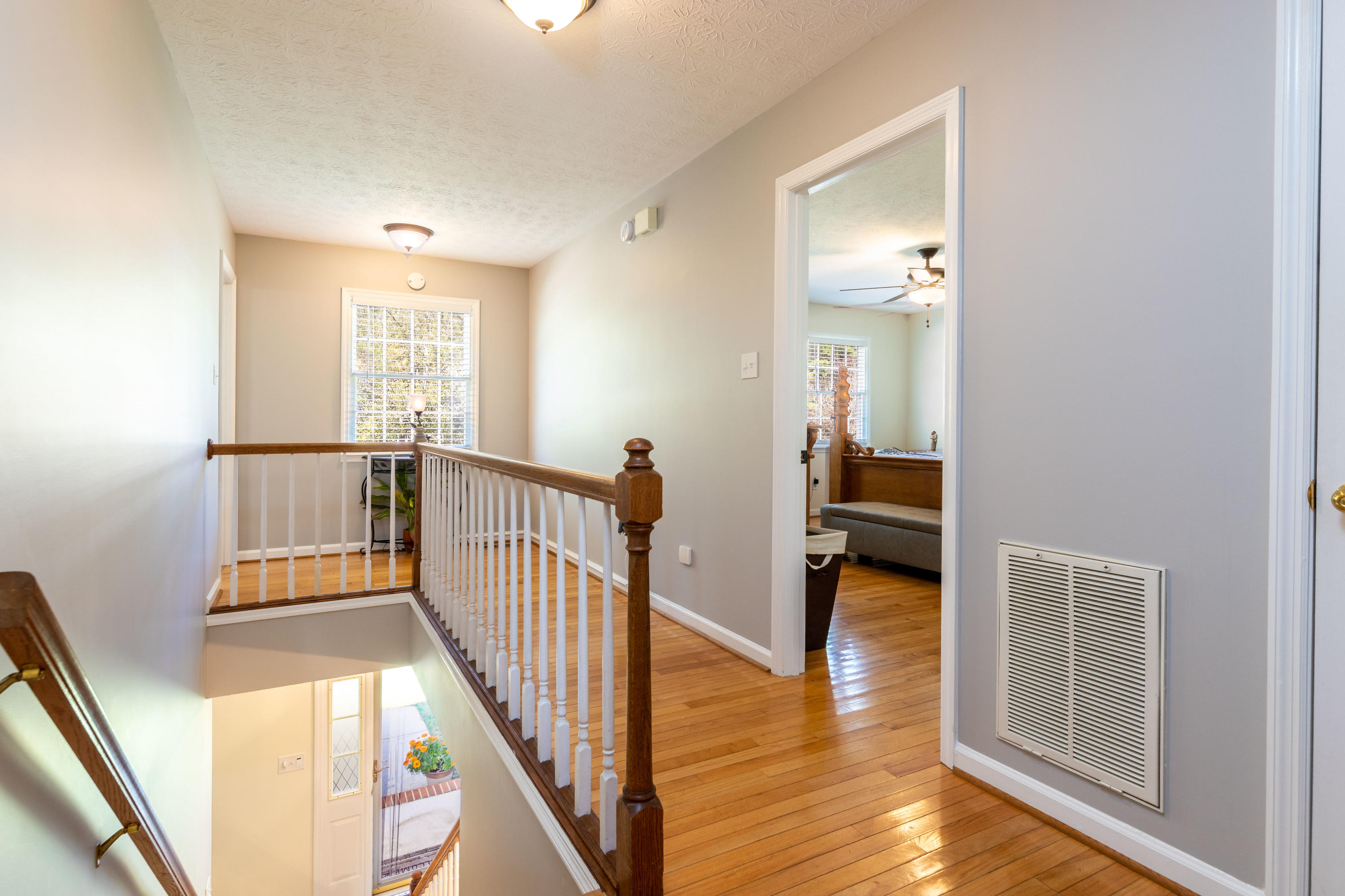 101 Naples Lane Oak Ridge, TN 37830 - Photo 20 of 37 UPSTAIRS #1