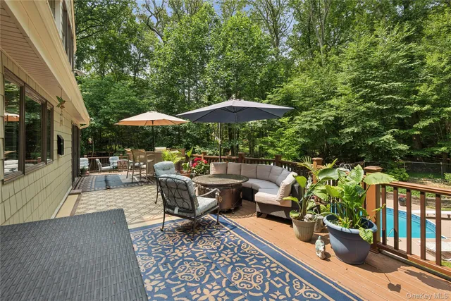 $1,399,999 | 23 Bacon Road, St. James, NY 11780