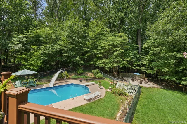 $1,399,999 | 23 Bacon Road, St. James, NY 11780