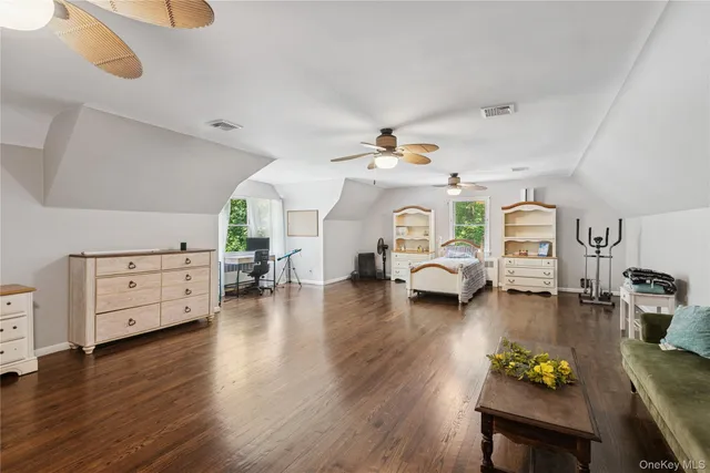 $1,399,999 | 23 Bacon Road, St. James, NY 11780