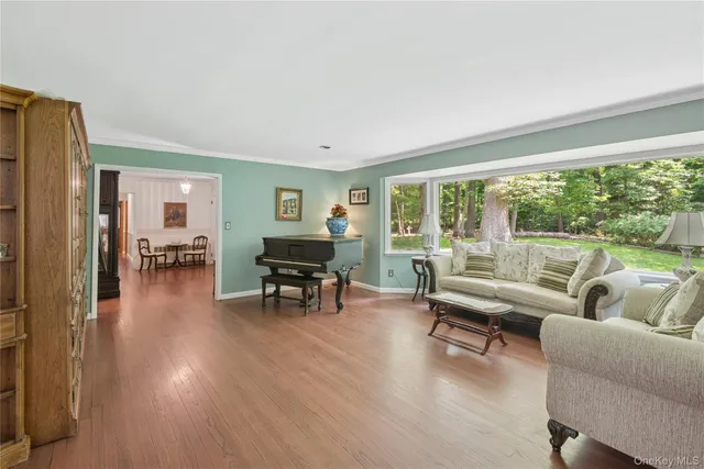 $1,399,999 | 23 Bacon Road, St. James, NY 11780