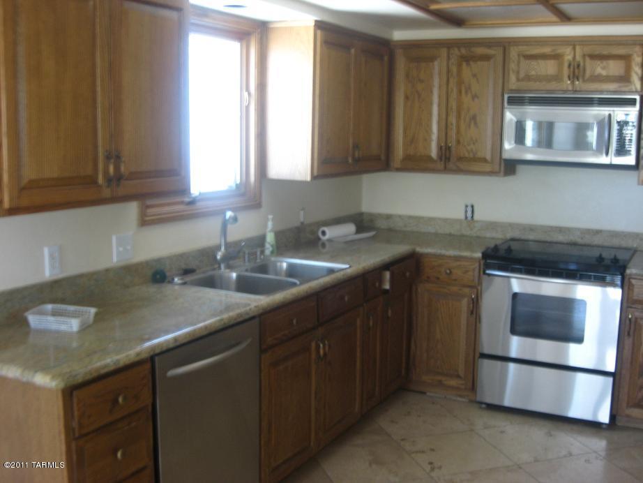 351 East Rudasill Road Tucson, AZ 85704 - Photo 10 of 27