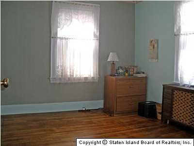 190 Windsor Road Staten Island, NY 10314 - Photo 2 of 10 Additional Photo