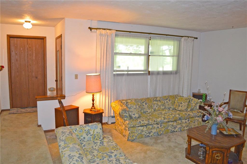 433 McKee Road Washington, PA 15301 - Photo 3 of 6
