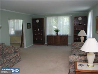 502 Ruth Avenue Aston, PA 19014 - Photo 2 of 11 Gallery Image 2