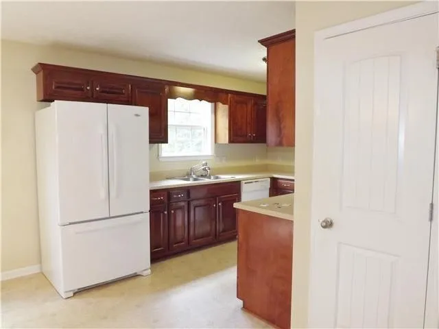 $259,000 | 310 Indian Springs Circle, Manchester, TN 37355