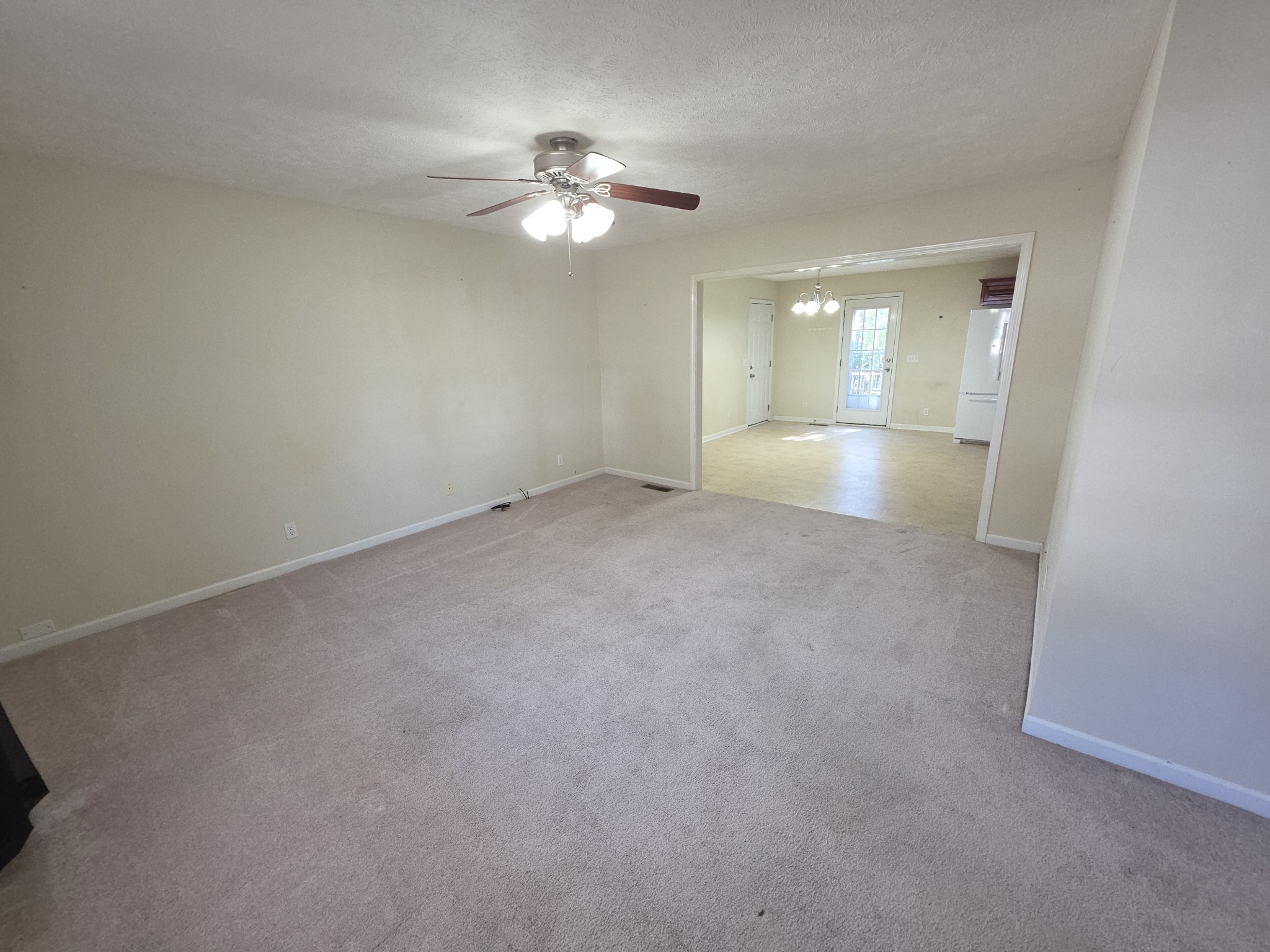 310 Indian Springs Circle Manchester, TN 37355 - Photo 6 of 31 a view of empty room with window
