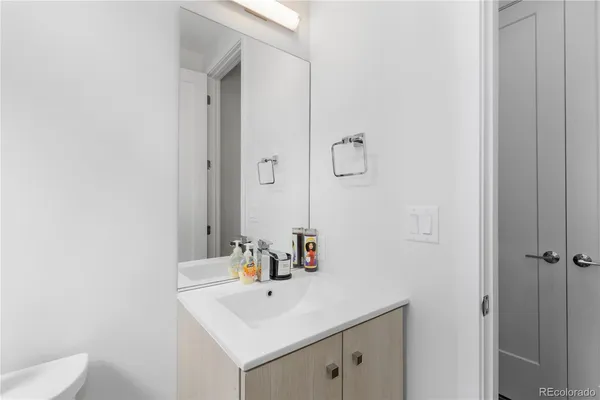 $3,950 | 1565 Perry Street, Denver, CO 80204