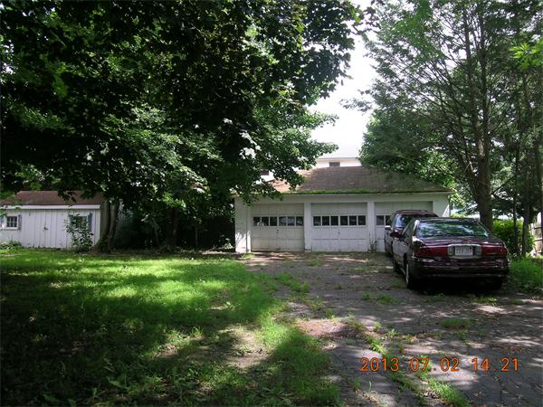 31-33 George Street Westfield, MA 01085 - Photo 5 of 12