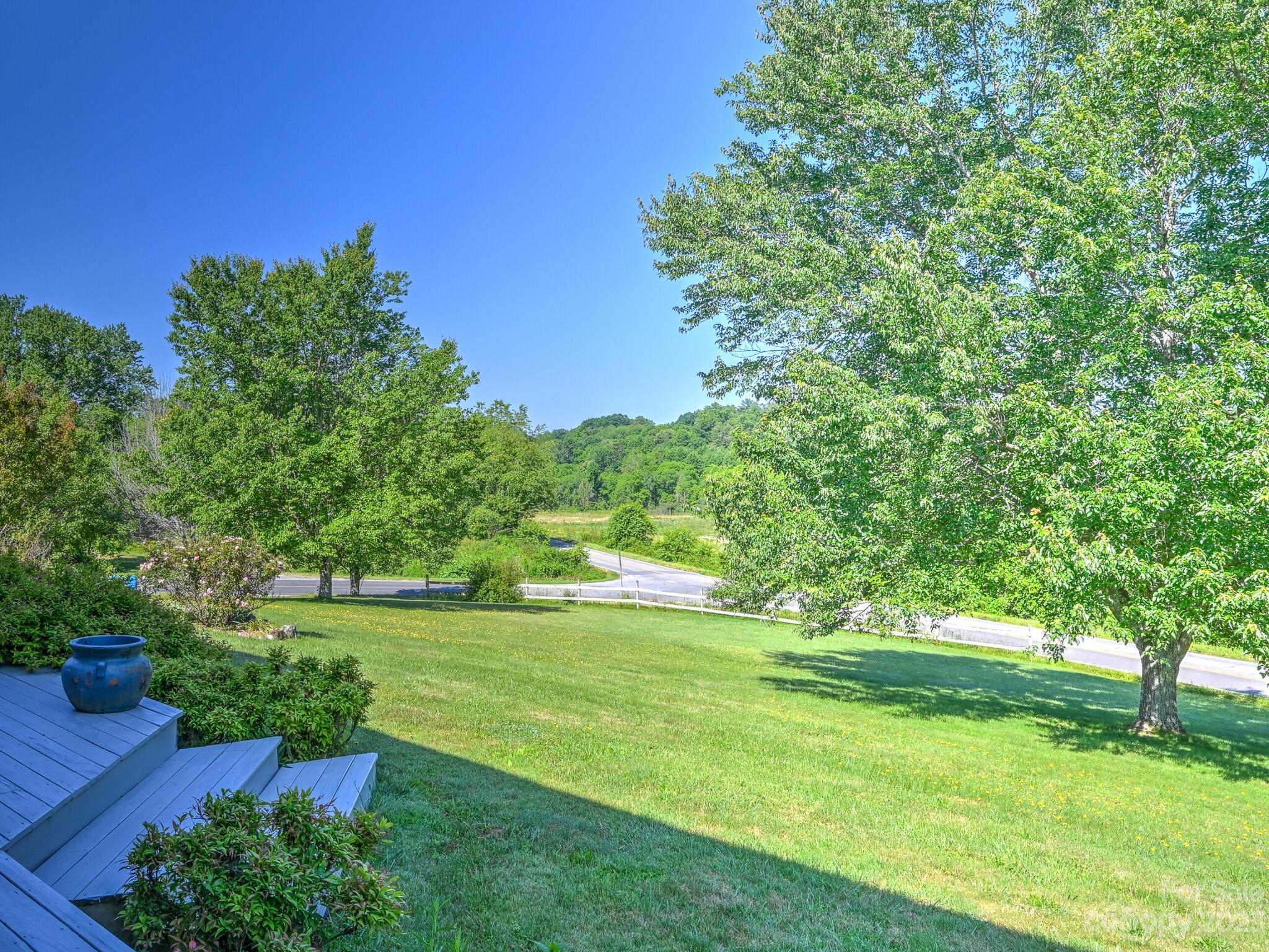 379 Bethany Church Road Fairview, NC 28730 - Photo 40 of 48 Gallery Image 40
