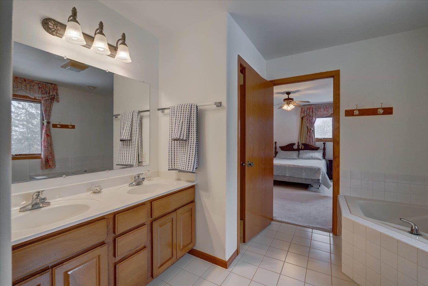 4205 Monarch Court Middleton, WI 53562 - Photo 34 of 72