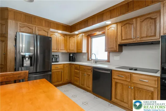 $399,900 | 3104 North 5th Street, Whitehall, PA 18052