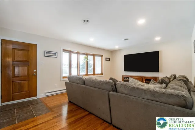 $399,900 | 3104 North 5th Street, Whitehall, PA 18052