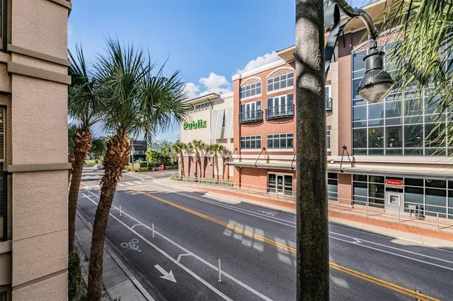 $3,200 | 2410 West Azeele Street, Unit 220, Tampa, FL 33609