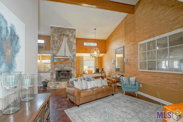 $259,500 | 7634 Oakmount Drive, Baton Rouge, LA 70817