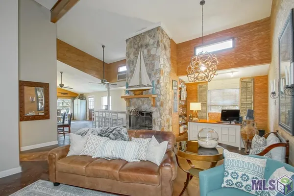 $259,500 | 7634 Oakmount Drive, Baton Rouge, LA 70817