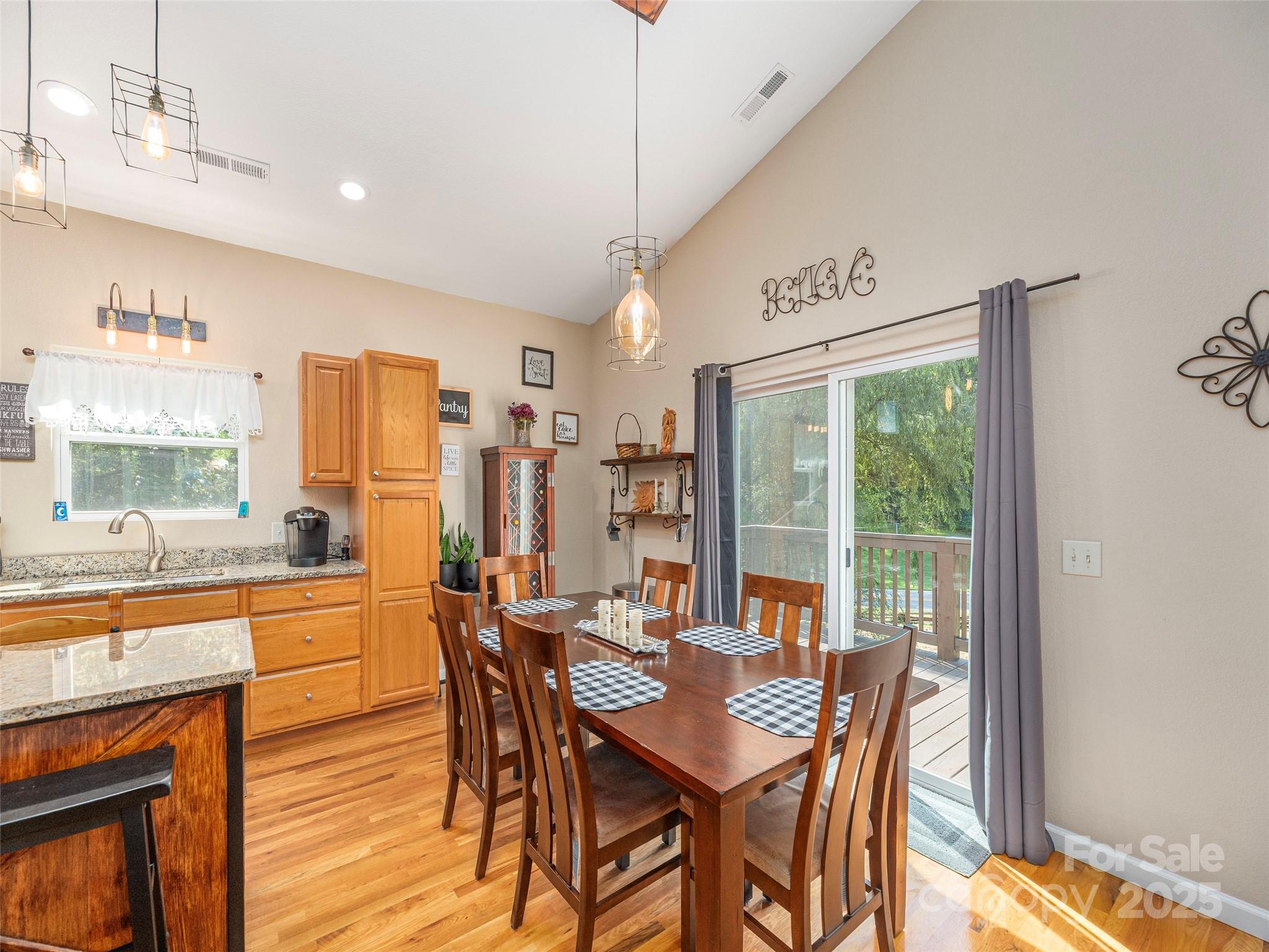 26 Azalea Drive Clyde, NC 28721 - Photo 11 of 30