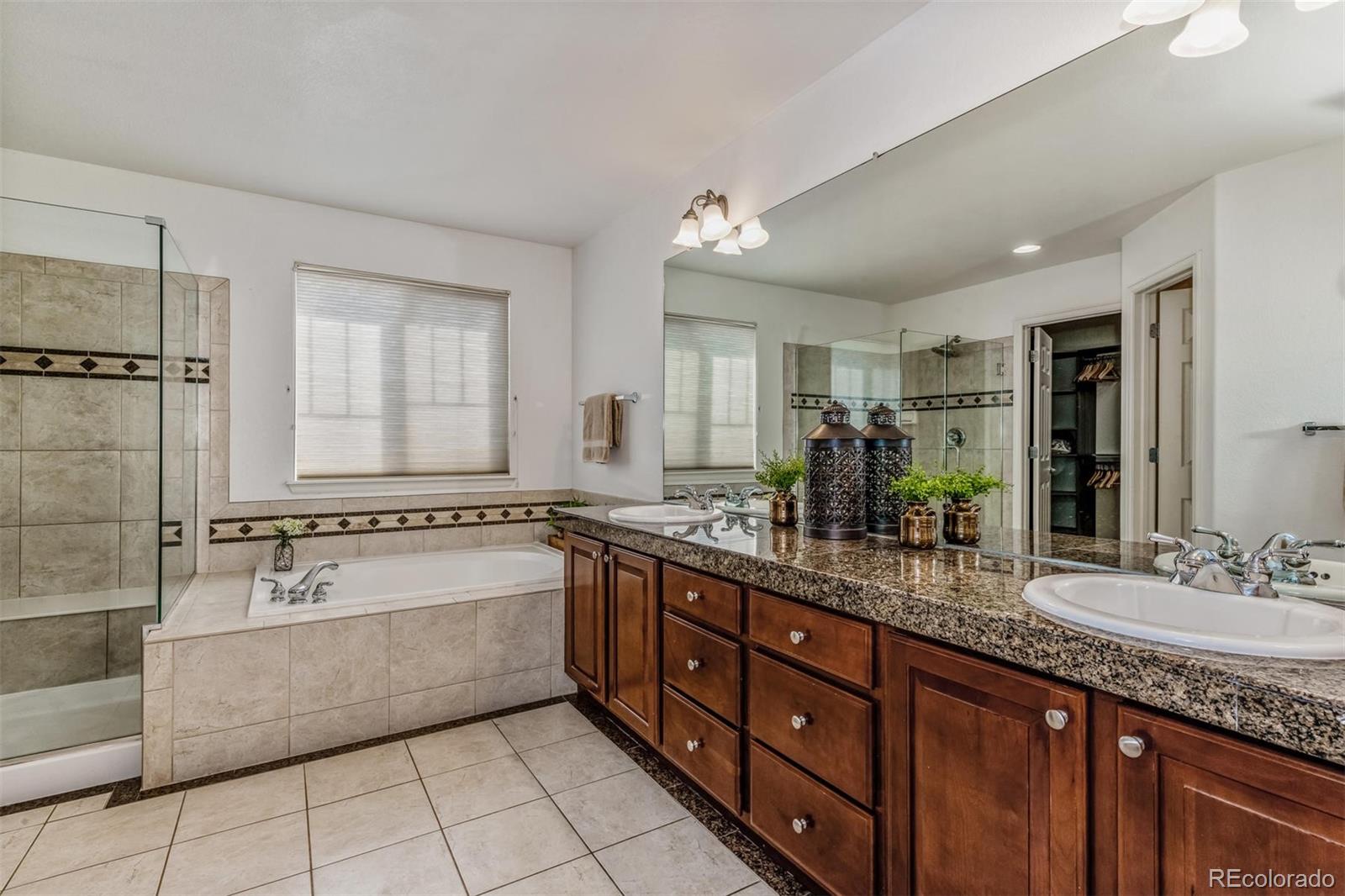 8502 Hackamore Road Littleton, CO 80125 - Photo 9 of 36 Gallery Image 9