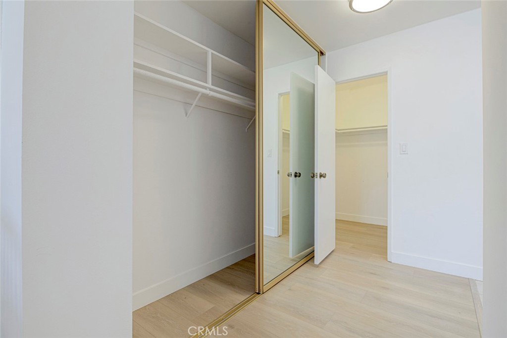 1325 Valley View Road, Unit 301 Glendale, CA 91202 - Photo 32 of 43