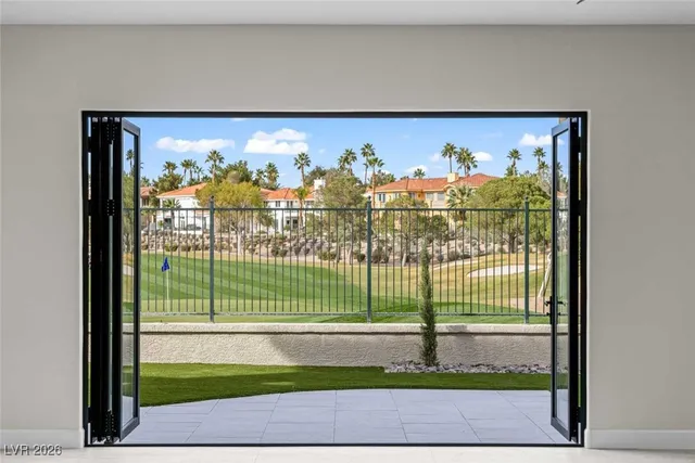 $3,898,800 | 8600 Titleist Circle, Las Vegas, NV 89117