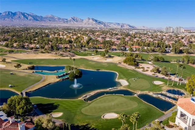 $3,898,800 | 8600 Titleist Circle, Las Vegas, NV 89117