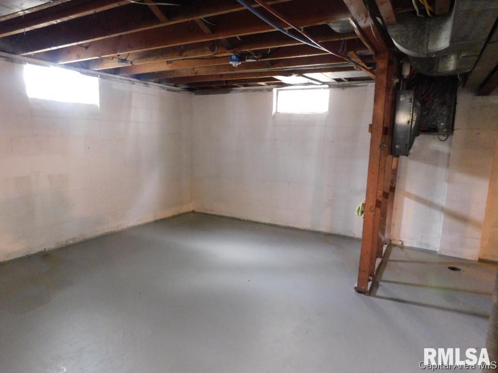 1633 West Monroe Street Springfield, IL 62704 - Photo 7 of 20 Gallery Image 7
