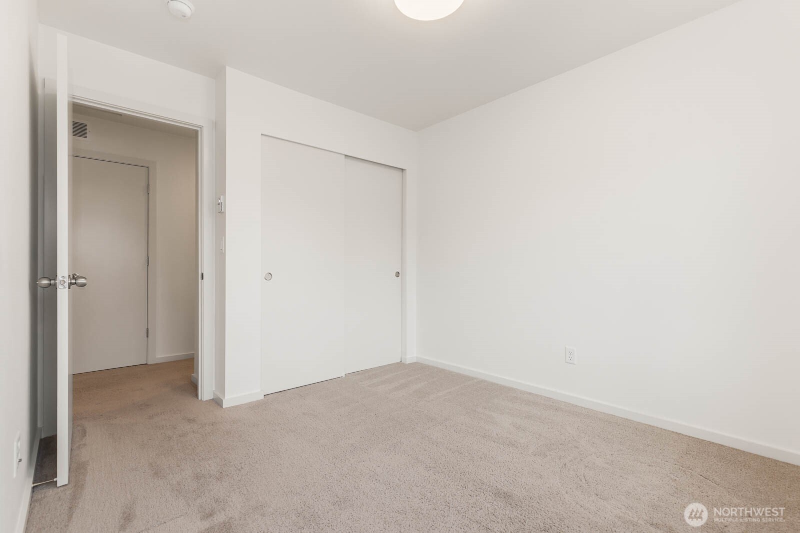 5118 164th Street Southwest, Unit D6 Edmonds, WA 98026 - Photo 18 of 26