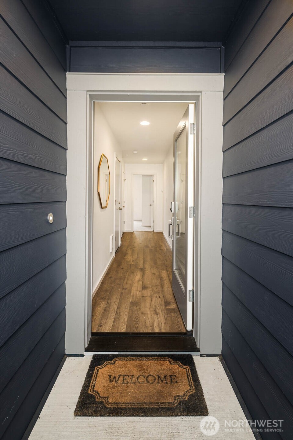 5118 164th Street Southwest, Unit D6 Edmonds, WA 98026 - Photo 2 of 26