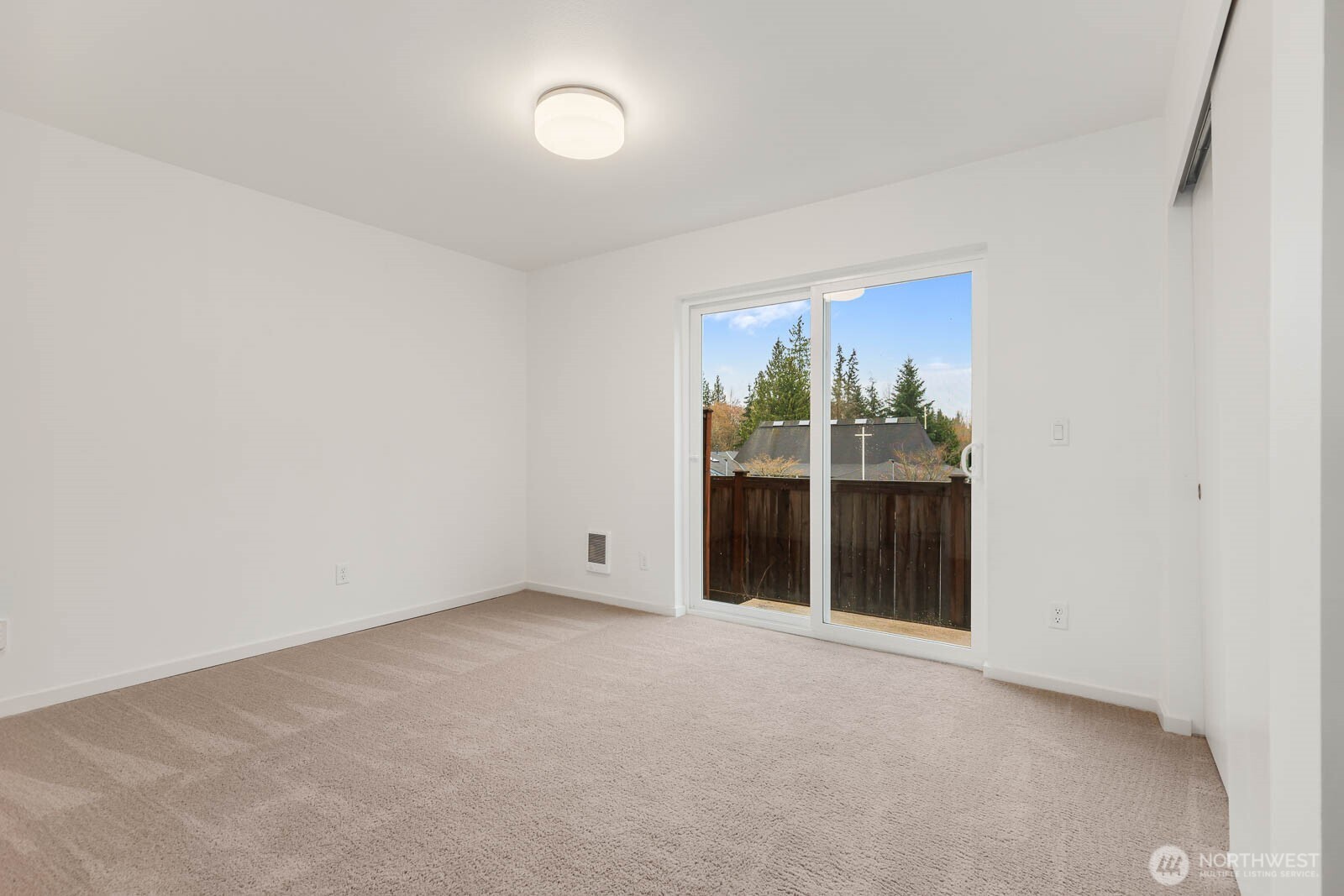 5118 164th Street Southwest, Unit D6 Edmonds, WA 98026 - Photo 21 of 26