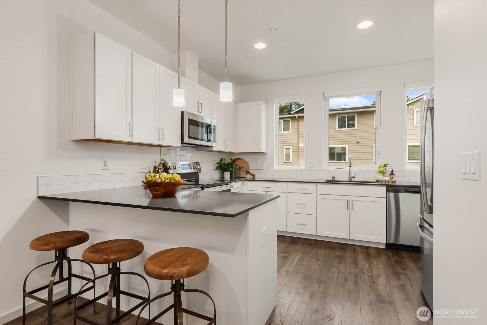 5118 164th Street Southwest, Unit D6 Edmonds, WA 98026 - Photo 6 of 26