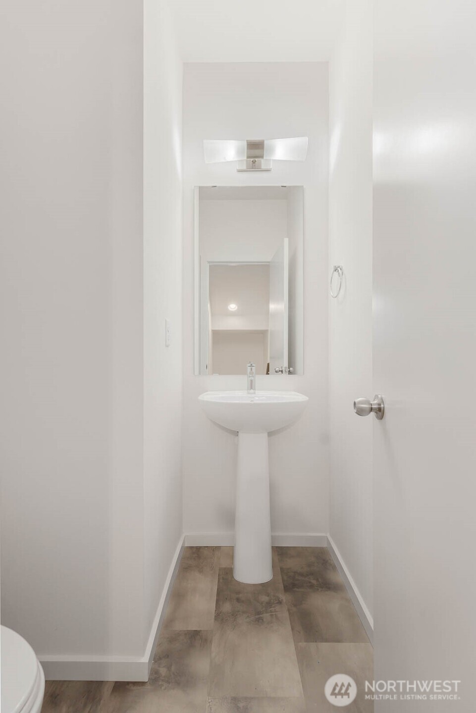 5118 164th Street Southwest, Unit D6 Edmonds, WA 98026 - Photo 9 of 26