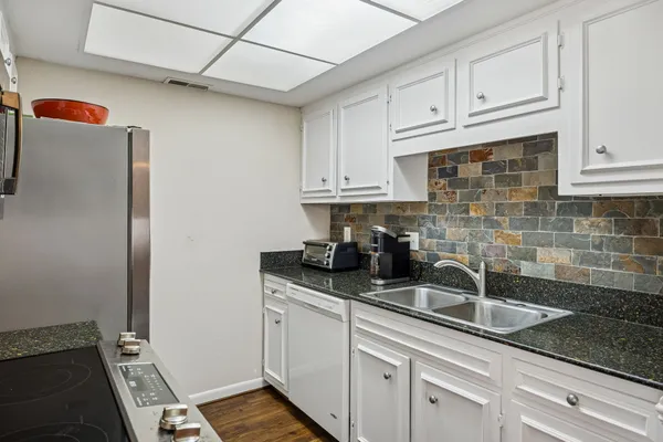 $350,000 | 8300 Sawyer Brown Road, Unit D301, Nashville, TN 37221